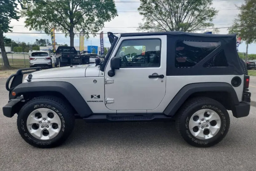 2008 Jeep Wrangler X photo 1