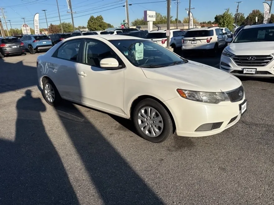 2013 Kia Forte EX photo 1