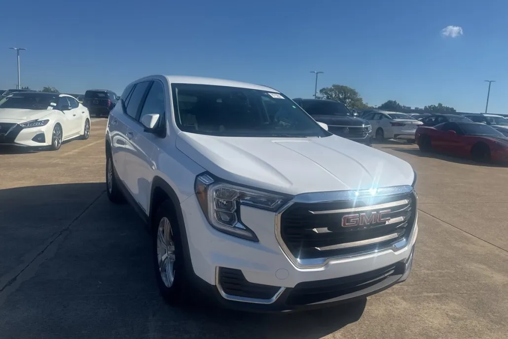 2024 Gmc Terrain SLE photo 1