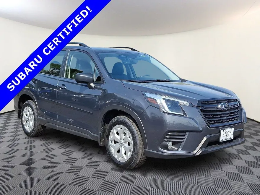 2022 Subaru Forester Base photo 1