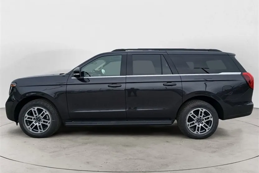 2025 Ford Expedition MAX photo 1