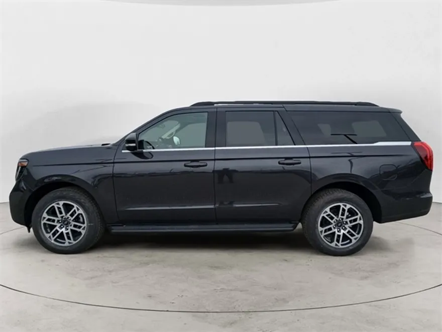 2025 Ford Expedition MAX photo 1