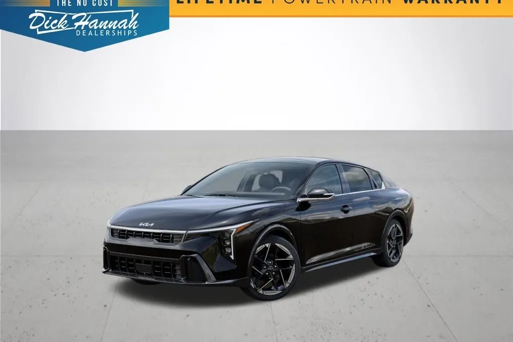 2025 Kia K4 GT-Line photo 1