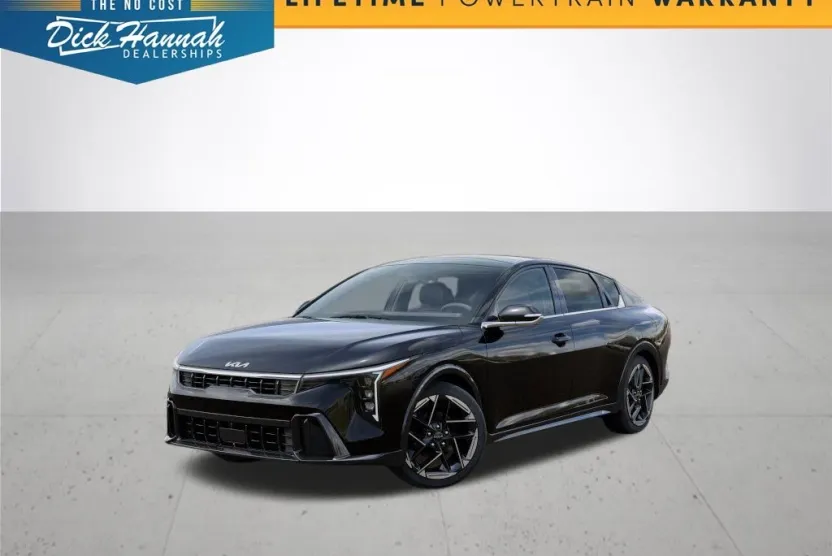 2025 Kia K4 GT-Line photo 1