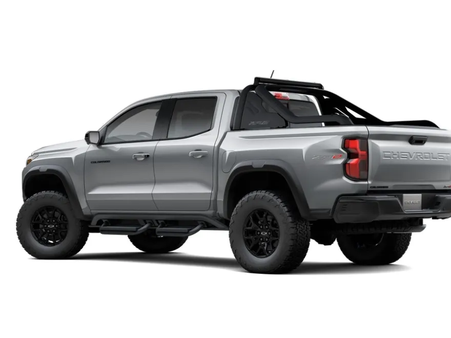 2025 Chevrolet Colorado ZR2 photo 3
