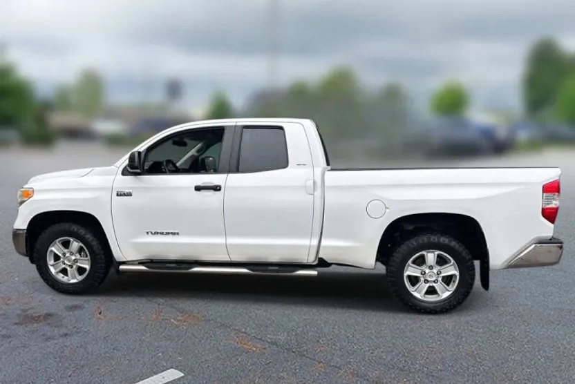 2014 Toyota Tundra SR photo 1