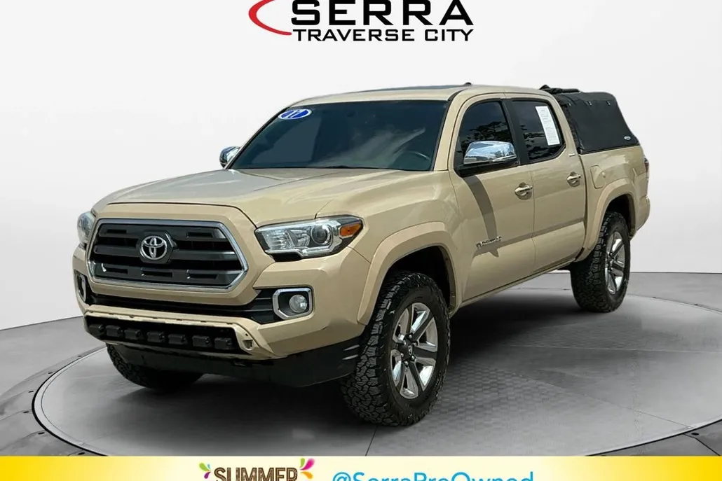 2017 Toyota Tacoma Limited photo 1