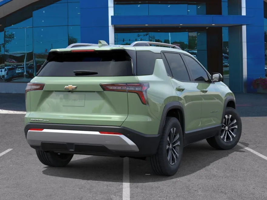 2026 Chevrolet Equinox LT photo 1
