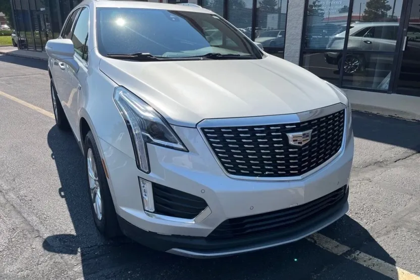 2020 Cadillac XT5 Premium Luxury photo 1