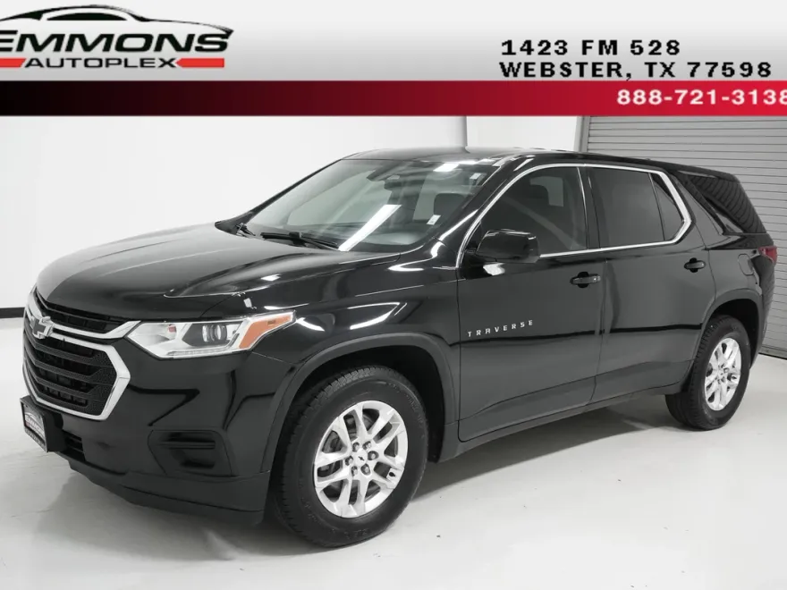 2020 Chevrolet Traverse LS photo 1