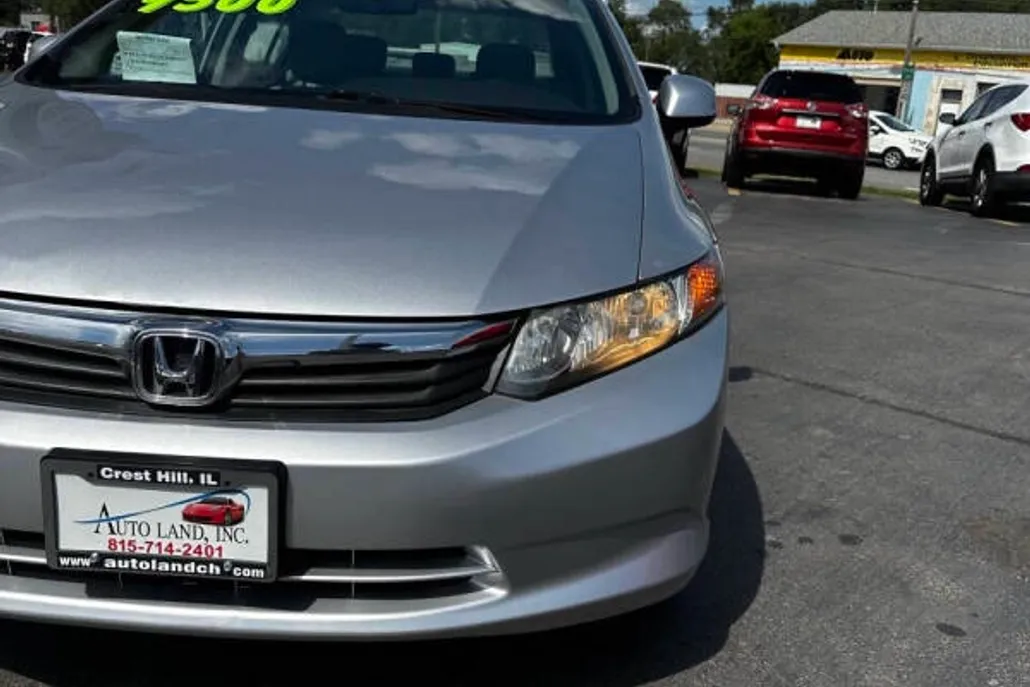 2012 Honda Civic LX photo 1
