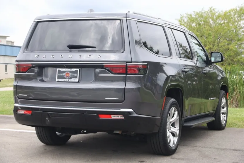 2022 Jeep Wagoneer Series II photo 1
