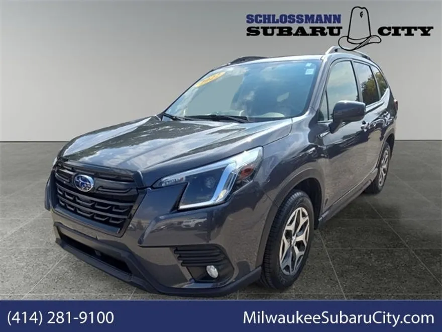 2022 Subaru Forester Premium photo 1