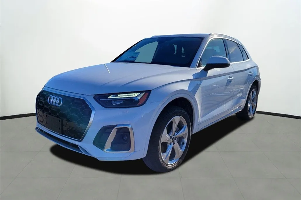 2025 Audi Q5 45 S line Premium Plus photo 1