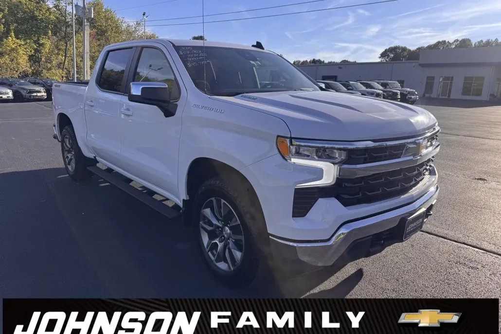 2025 Chevrolet Silverado 1500 LT photo 1