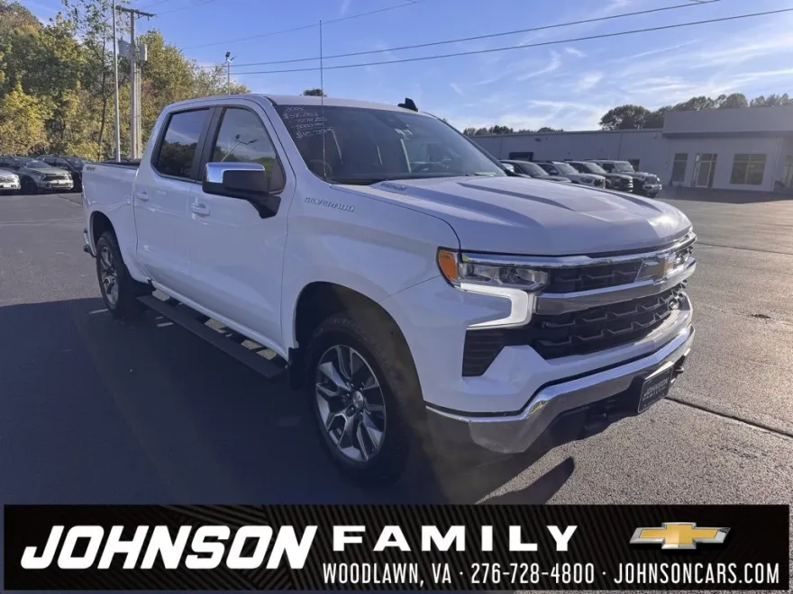 2025 Chevrolet Silverado 1500 LT photo 1