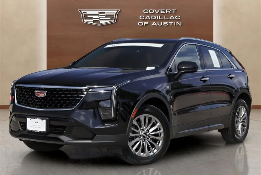 2025 Cadillac XT4 Premium Luxury photo 1