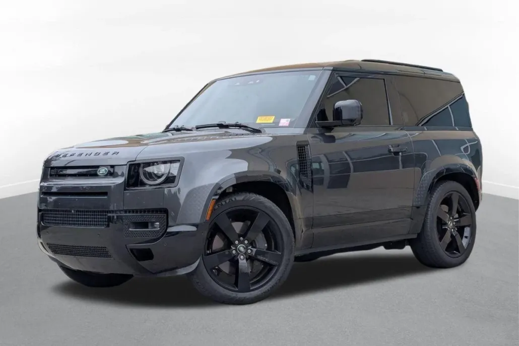 2024 Land Rover Defender X-Dynamic SE photo 1