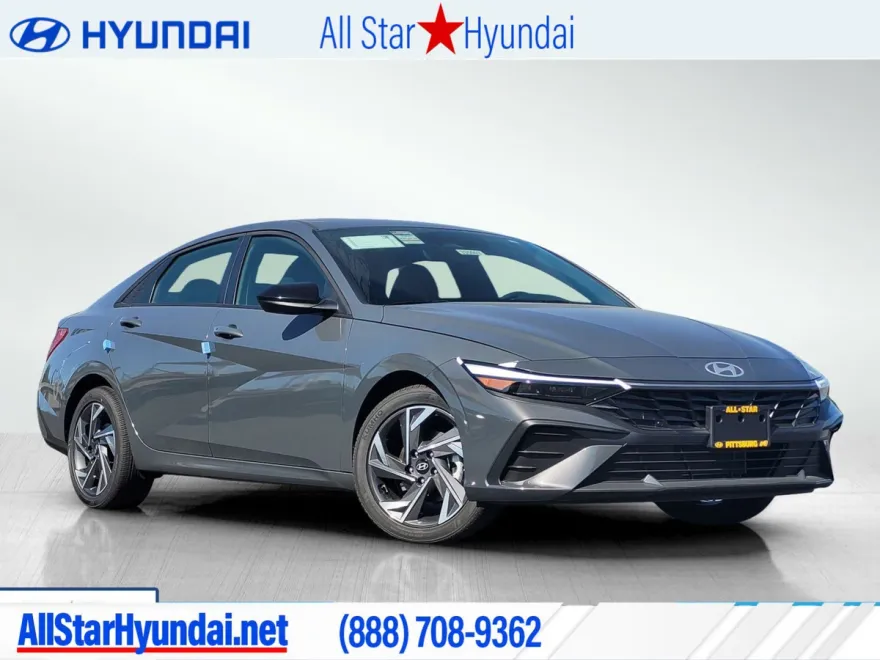 2025 Hyundai Elantra SEL Sport photo 1