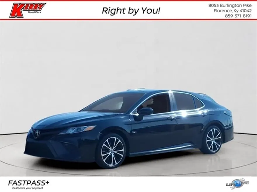 2018 Toyota Camry L photo 1
