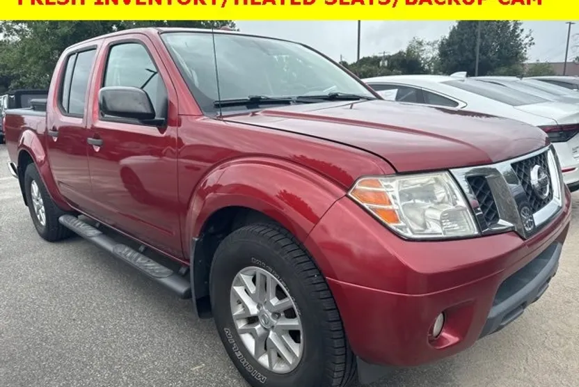2017 Nissan Frontier SV photo 1