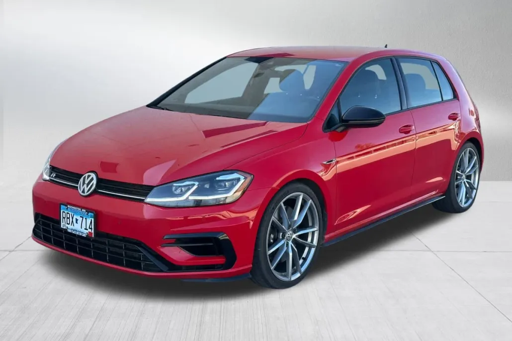 2019 Volkswagen Golf R 4Motion photo 1