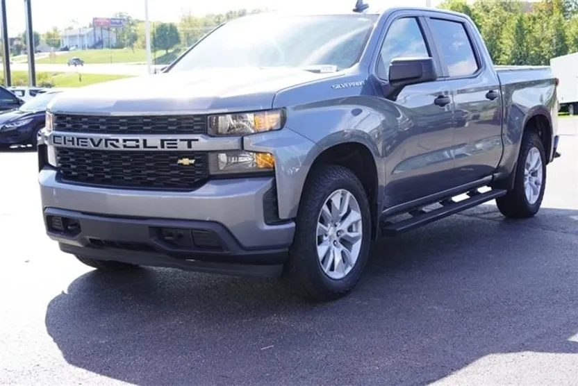 2021 Chevrolet Silverado 1500 Custom photo 1
