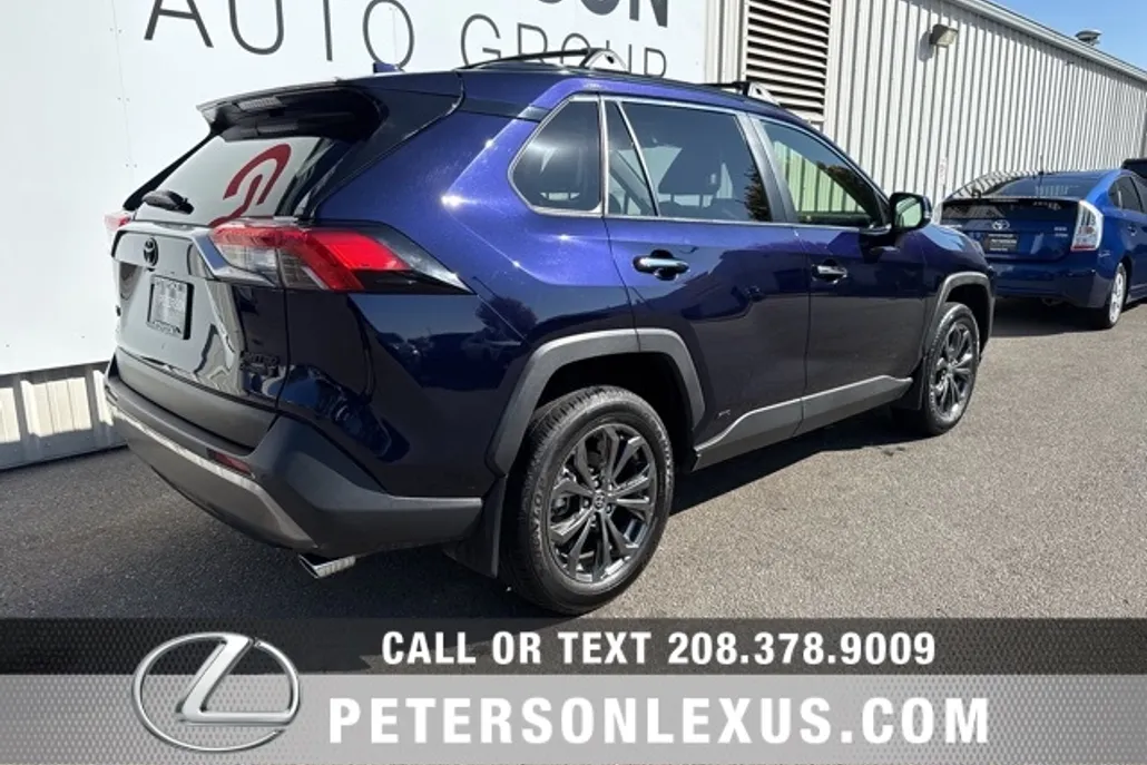 2023 Toyota RAV4 Hybrid Limited photo 1