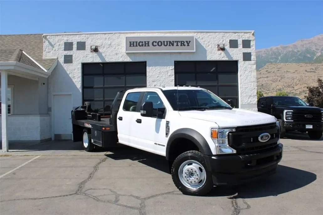 2022 Ford F-550 photo 1