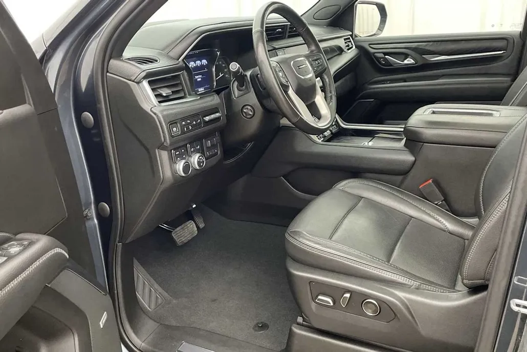 2021 Gmc Yukon XL Denali photo 1
