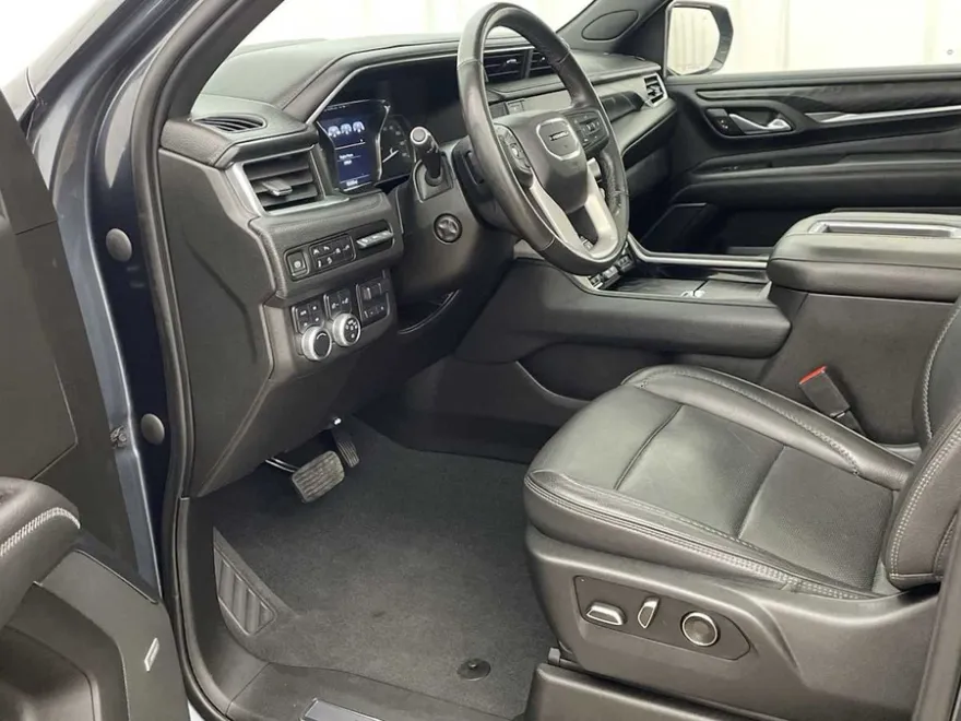 2021 Gmc Yukon XL Denali photo 1