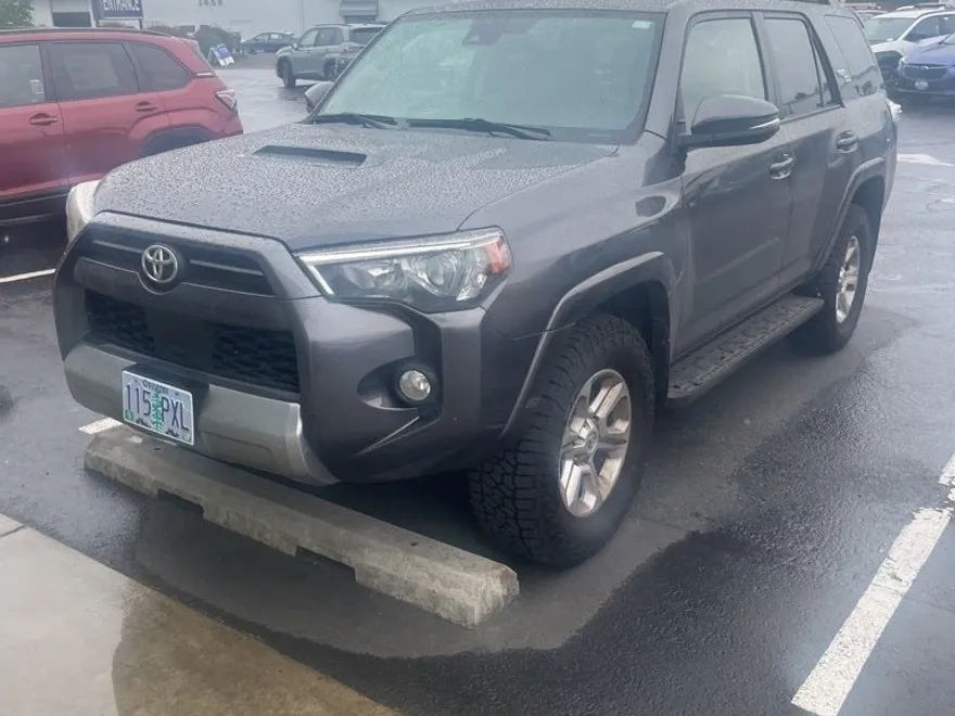 2020 Toyota 4Runner TRD Off-Road Premium photo 1