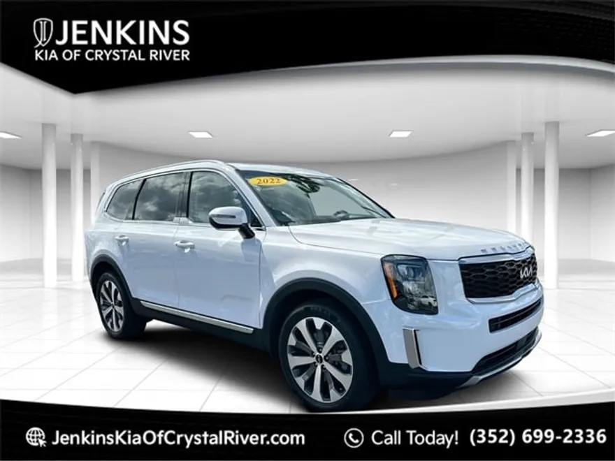 2022 Kia Telluride EX photo 1