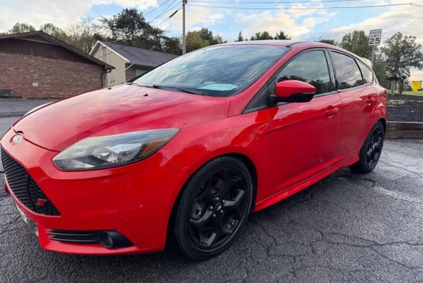 2014 Ford Focus ST photo 1