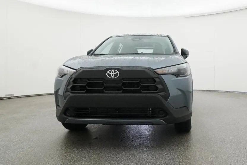 2026 Toyota Corolla Cross L photo 1