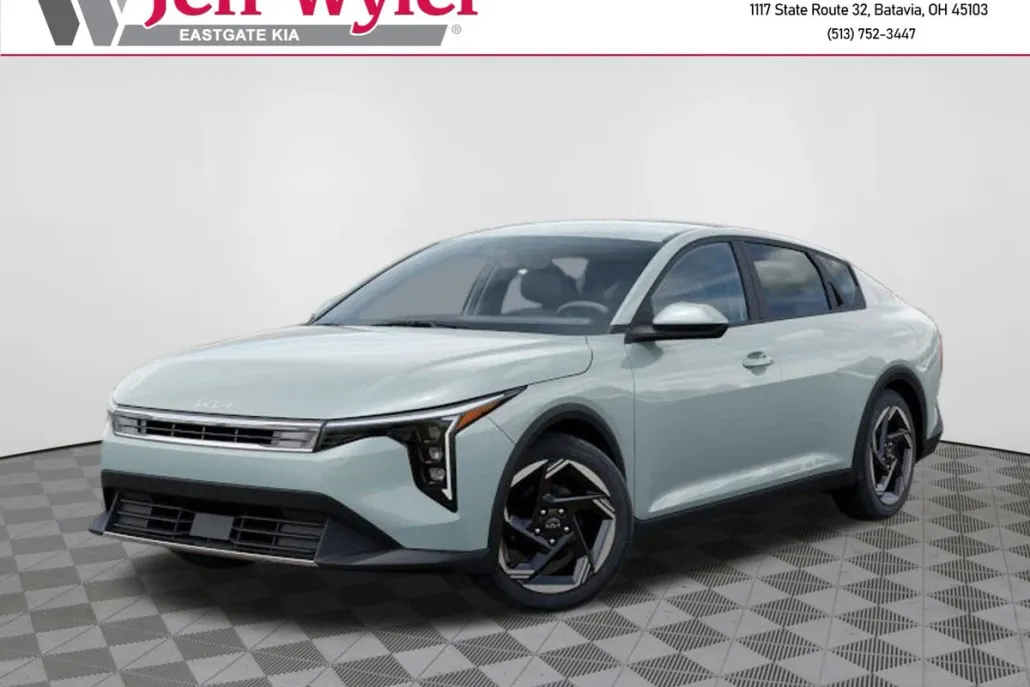 2025 Kia K4 EX photo 1