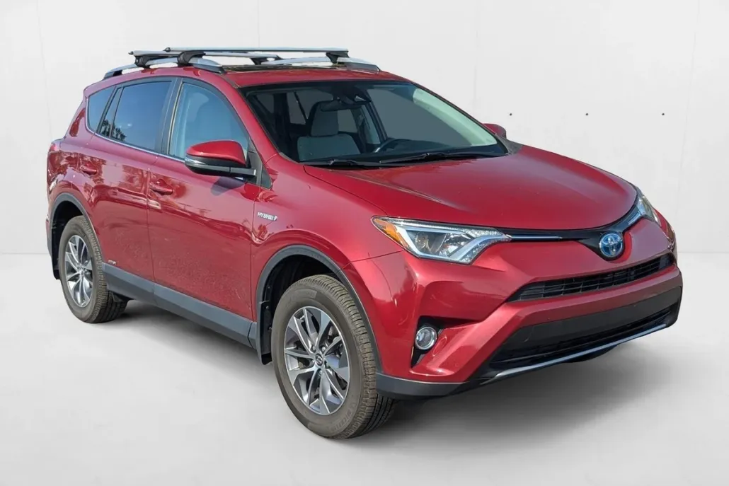 2018 Toyota RAV4 Hybrid XLE photo 1