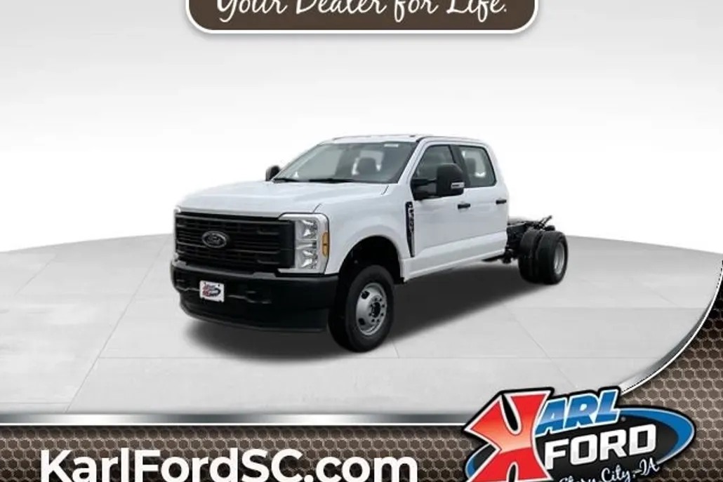 2025 Ford F-350 XL photo 1