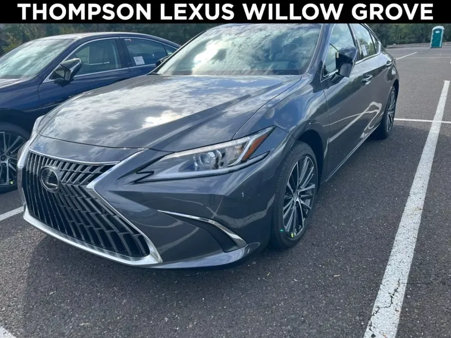 2025 Lexus ES 350 photo 1