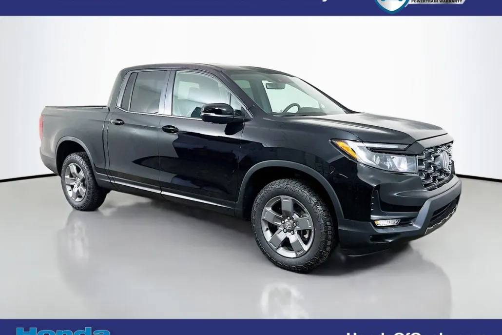 2025 Honda Ridgeline TrailSport photo 1