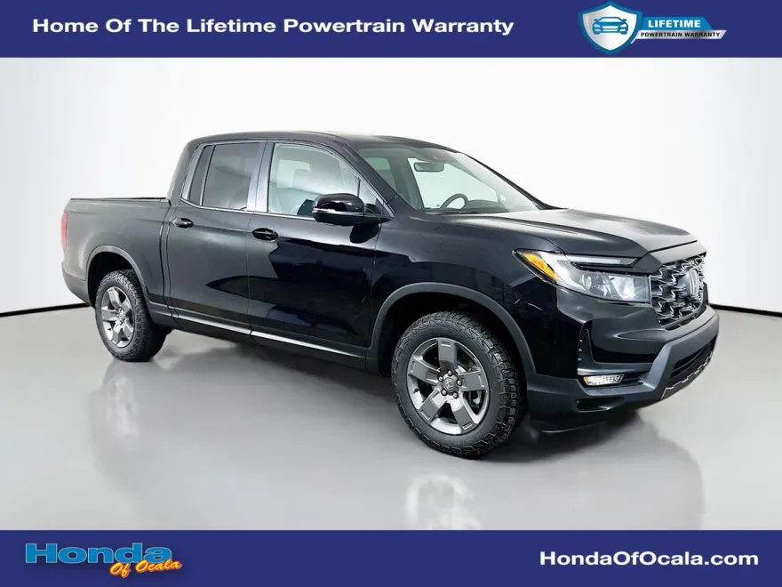 2025 Honda Ridgeline TrailSport photo 1
