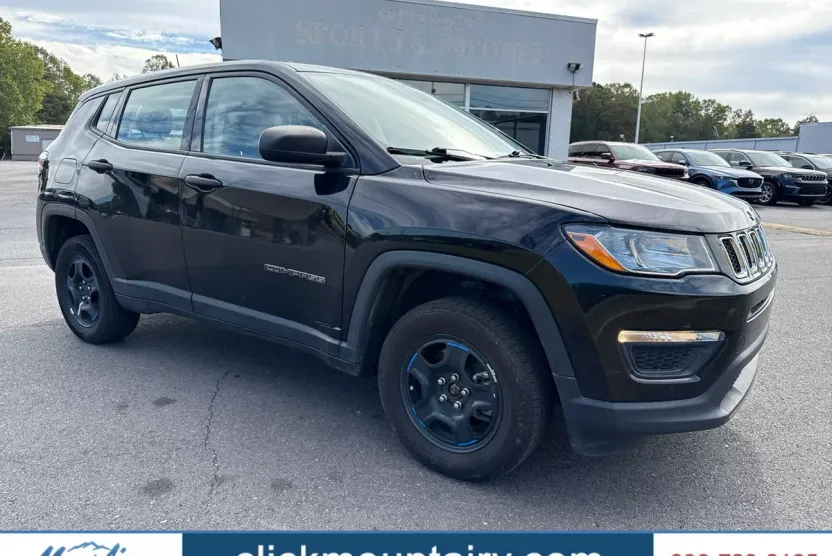 2020 Jeep Compass Sport photo 1