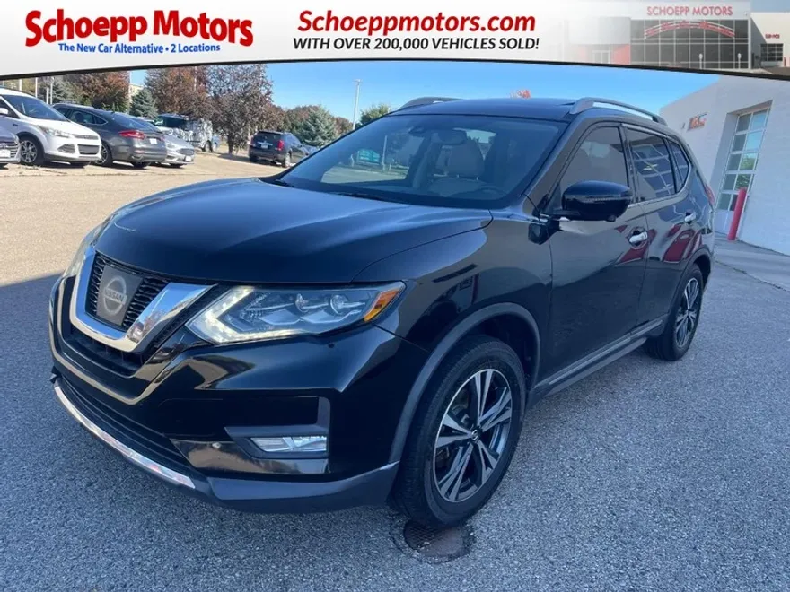 2017 Nissan Rogue SL photo 1