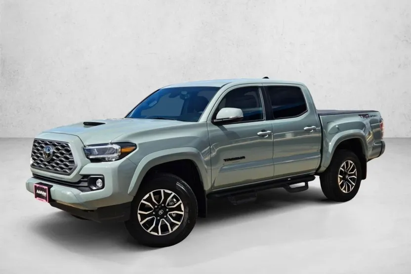 2023 Toyota Tacoma SR5 photo 1