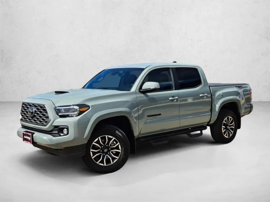 2023 Toyota Tacoma SR5 photo 1