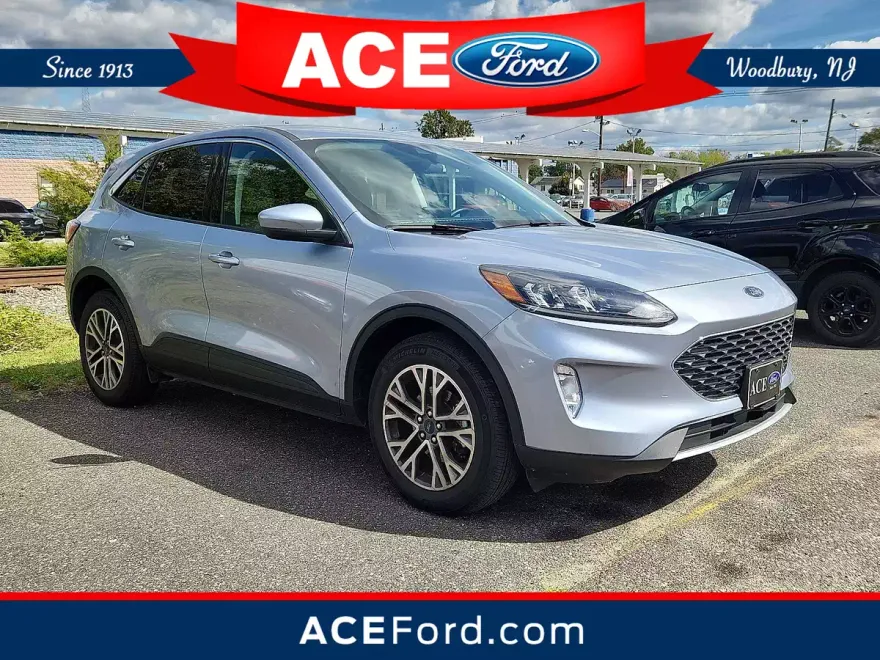 2022 Ford Escape SEL photo 1