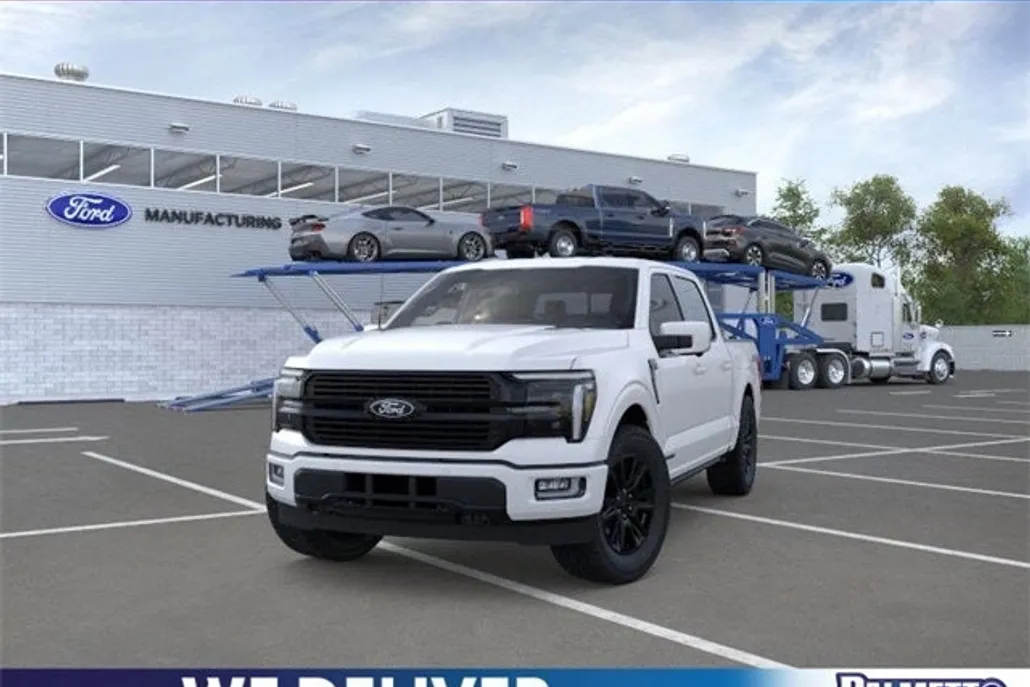 2025 Ford F-150 Platinum photo 1