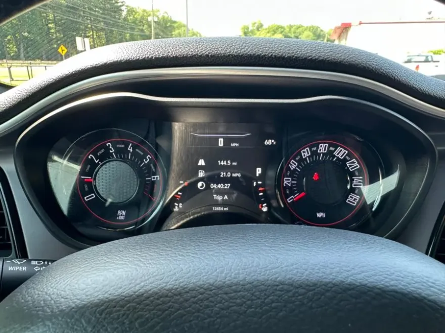 2020 Dodge Challenger SXT photo 15