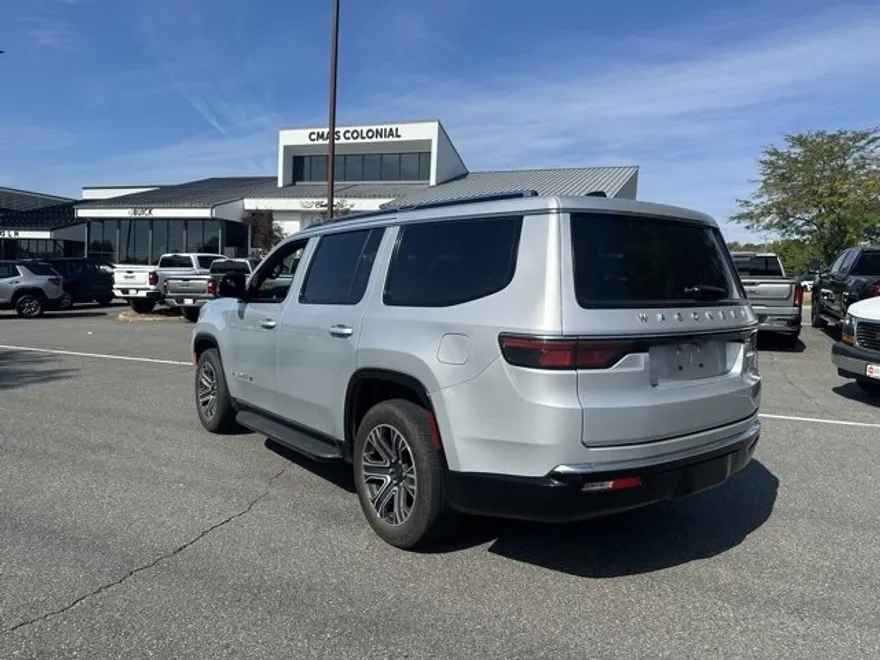 2024 Jeep Wagoneer Series II photo 1