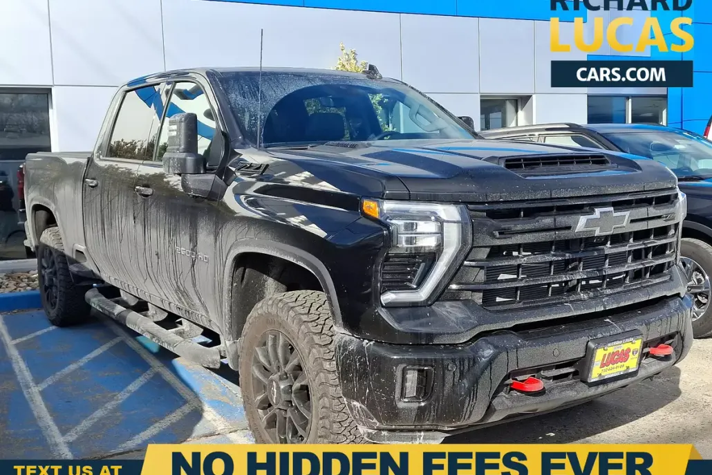 2025 Chevrolet Silverado 2500HD LTZ photo 1
